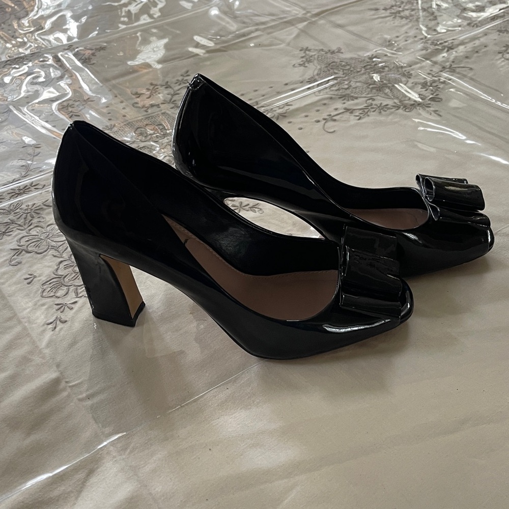 Vince Camuto Black Patent Peep Toe Heels